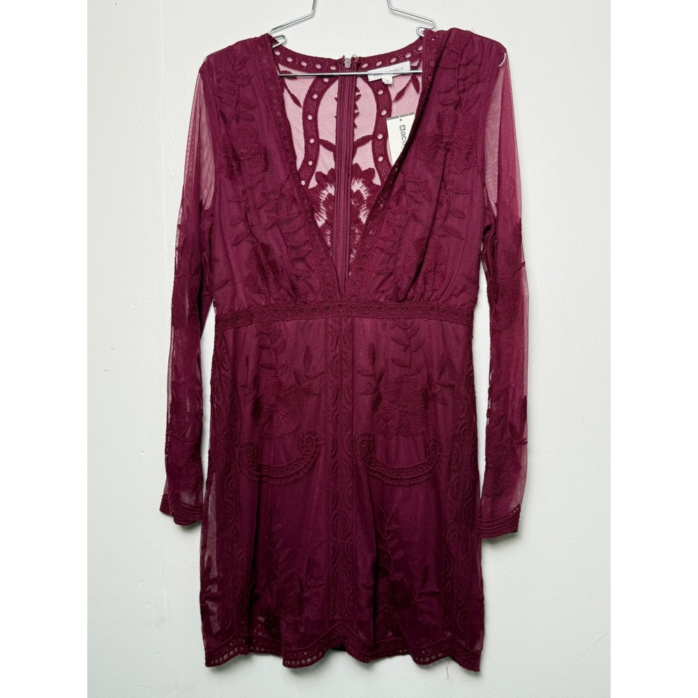 Honey Punch Womens Burgundy Lace Sheer Long Sleeve V Neck Mini Dress Size M‎